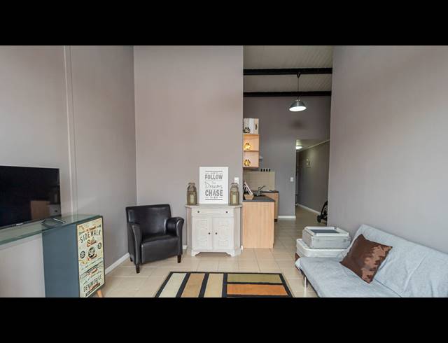 1 BEDROOM APARTMENT RENTED IN TABLE VIEW
